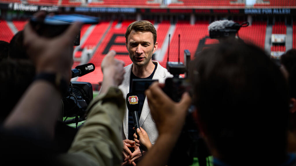 Simon Rolfes muss einen neuen Coach für Bayer Leverkusen finden