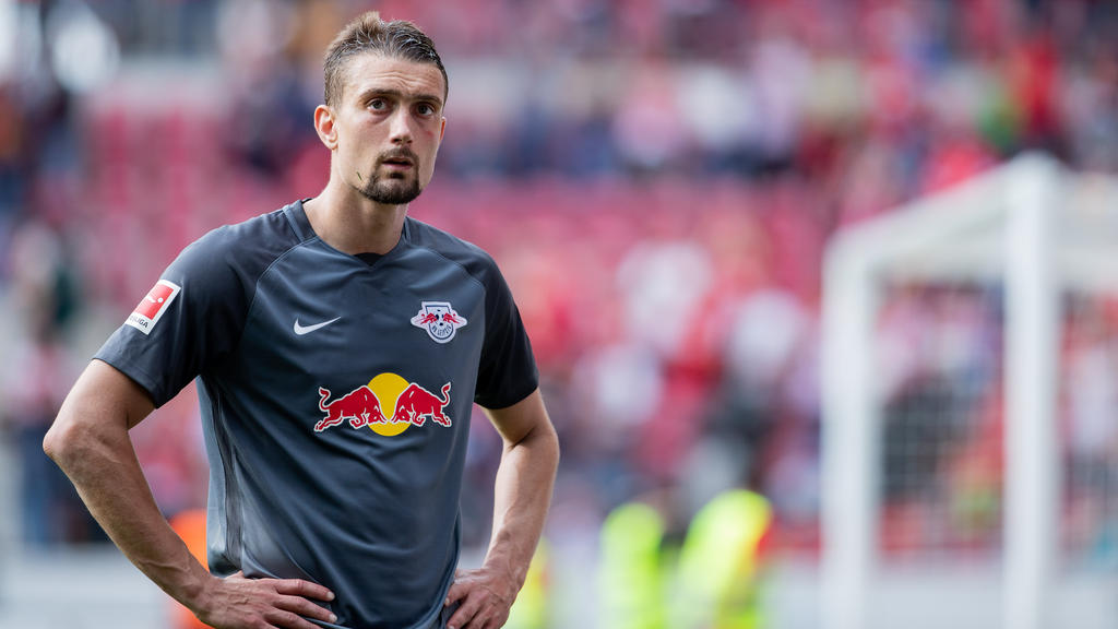 Fragezeichen in den Gesichtern - wer trainiert RB Leipzig in der kommenden Saison?