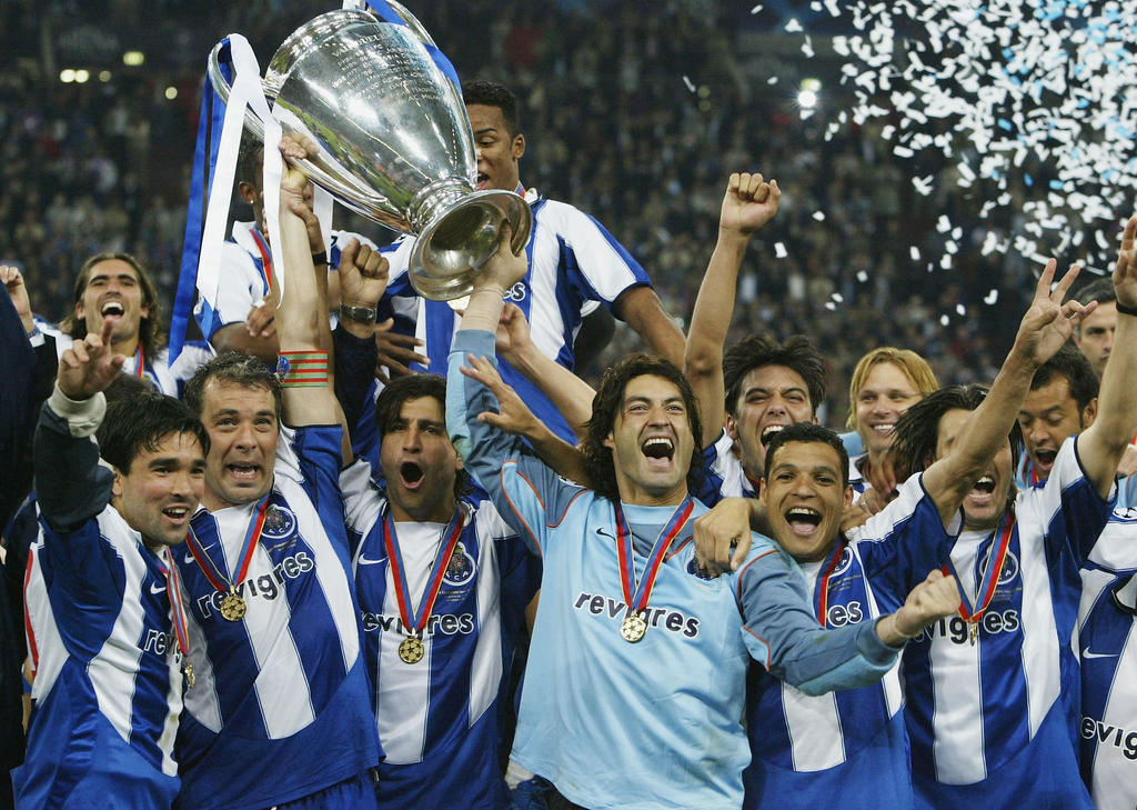 Platz 8: FC Porto - 389 Punkte (246 Spiele)