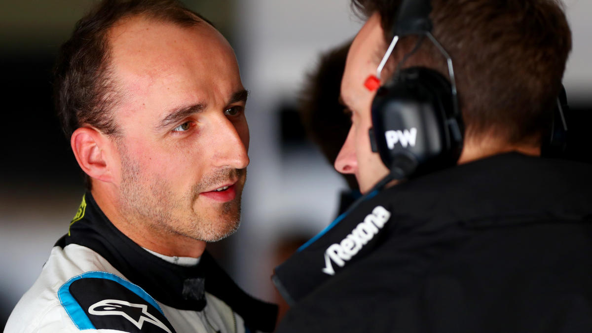 Robert Kubica fällt vor allem am Sonntag regelmäßig weit zurück Robert Kubica fällt vor allem am Sonntag regelmäßig weit zurück