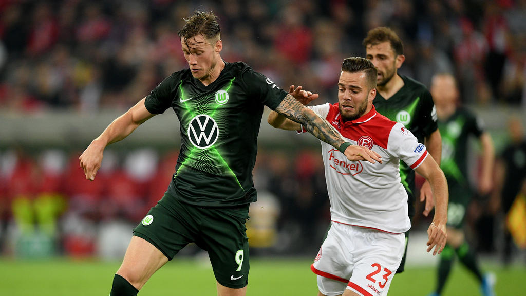 Wout Weghorst (l.) erzielte den einzigen Treffer für seine Wolfsburger