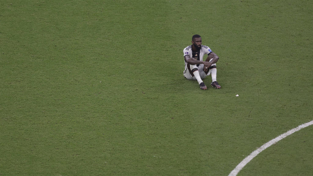 Antonio Rüdiger übte nach dem peinlichen WM-Aus auch Selbstkritik Antonio Rüdiger übte nach dem peinlichen WM-Aus auch Selbstkritik