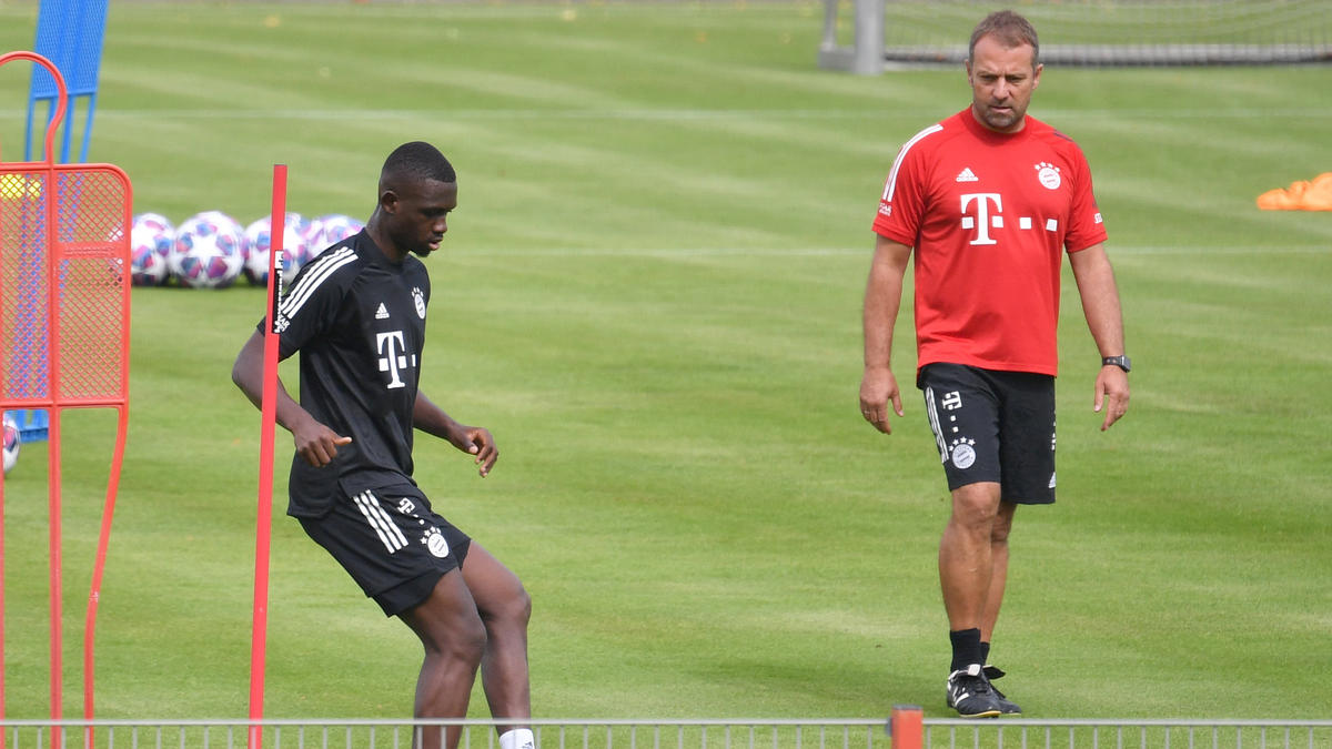 Tanguy Nianzou (li.) wird dem FC Bayern vorerst fehlen Tanguy Nianzou (li.) wird dem FC Bayern vorerst fehlen