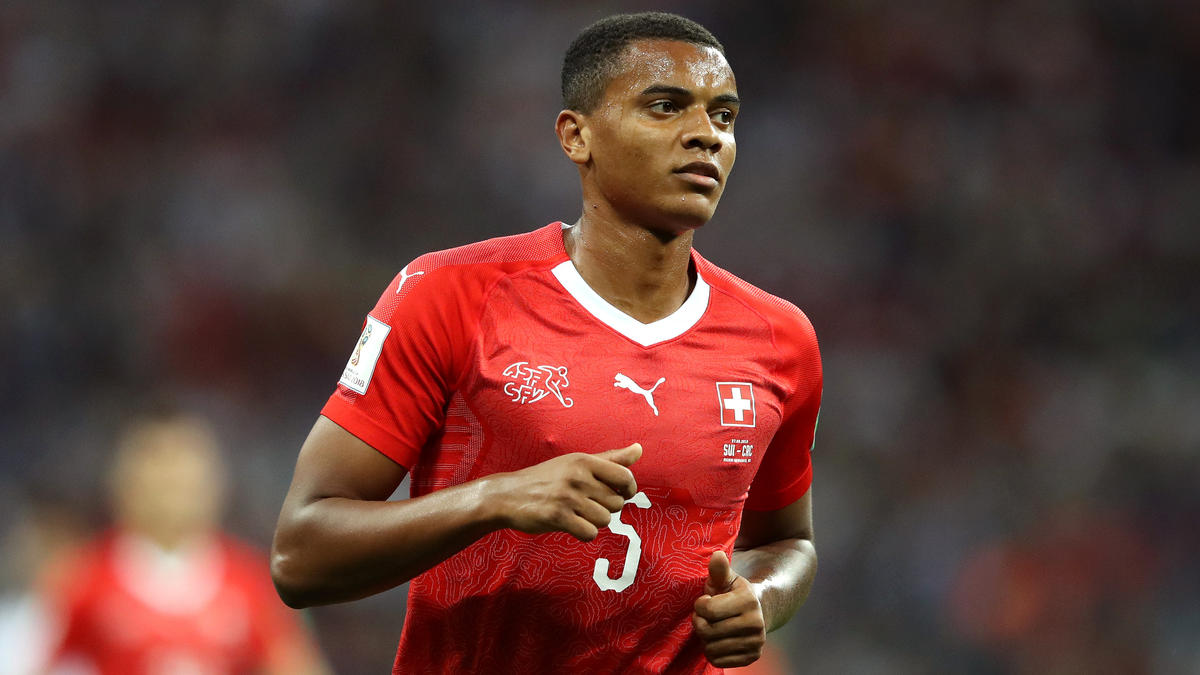 BVB-Abwehrchef Manuel Akanji spielt für die Schweiz BVB-Abwehrchef Manuel Akanji spielt für die Schweiz