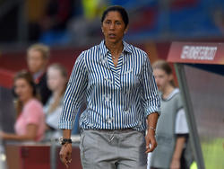 Steffi Jones steht mit ihrer Mannschaft in der Kritik