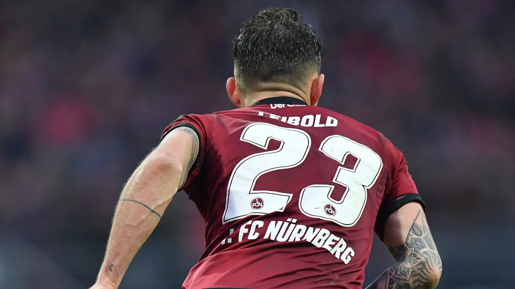 Tim Leibold wechselt wohl vom 1. FC Nürnberg zum HSV Tim Leibold wechselt wohl vom 1. FC Nürnberg zum HSV