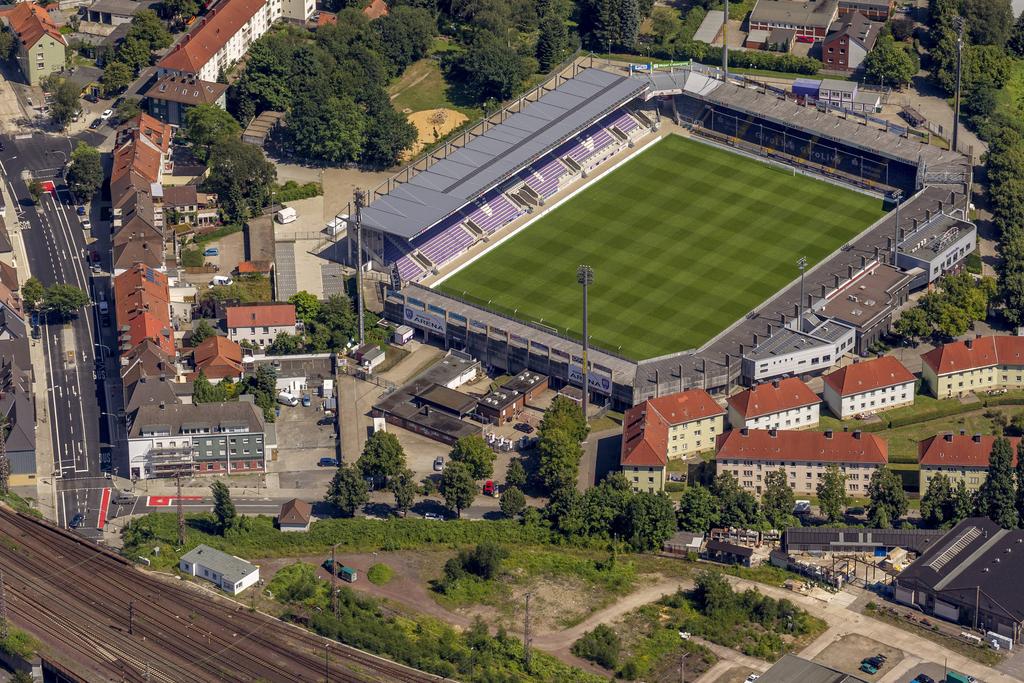 Von Lotte nach Osnabrück: Im Stadion an der Bremer Brücke treten die Sportfreunde gegen den BVB an