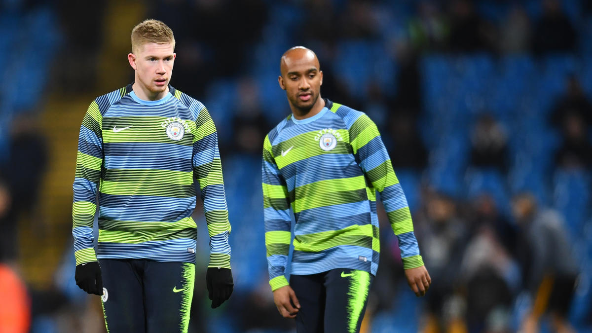 Fabian Delph (re.) wechselt von Manchester City zum FC Everton Fabian Delph (re.) wechselt von Manchester City zum FC Everton