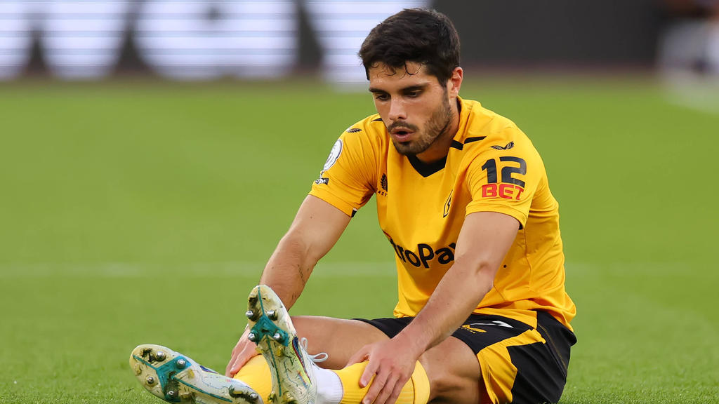 Pedro Neto verletzte sich in der Premier League am Knöchel