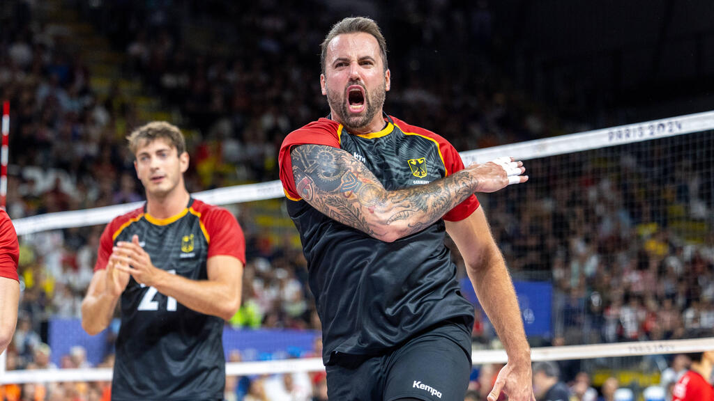 Bóng chuyền nam Đức lội ngược dòng đầy ngoạn mục tại Olympic