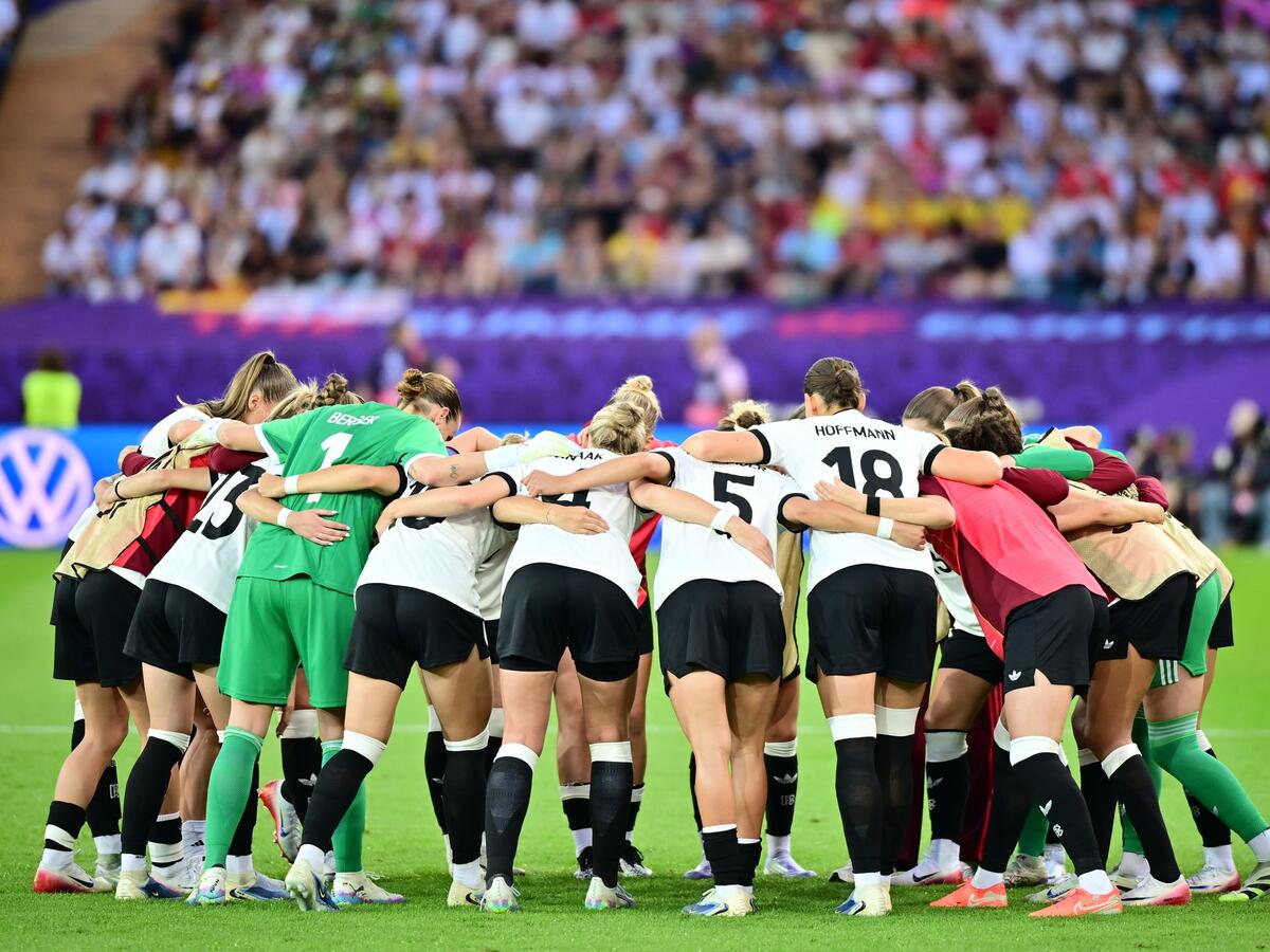 Die deutschen Fußballerinnen bestreiten ihr letztes Heimspiel in diesem Jahr in Kaiserslautern
