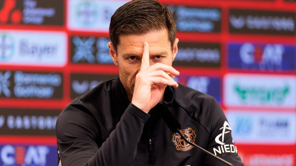 Bayer Leverkusen sucht nach einem Nachfolger für Xabi Alonso Bayer Leverkusen sucht nach einem Nachfolger für Xabi Alonso