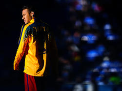 Neymar calentando en el estadio del Espanyol. (Foto: Getty)