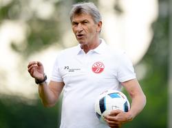 Klaus Augenthaler trainiert den Landesligisten SV Donaustauf
