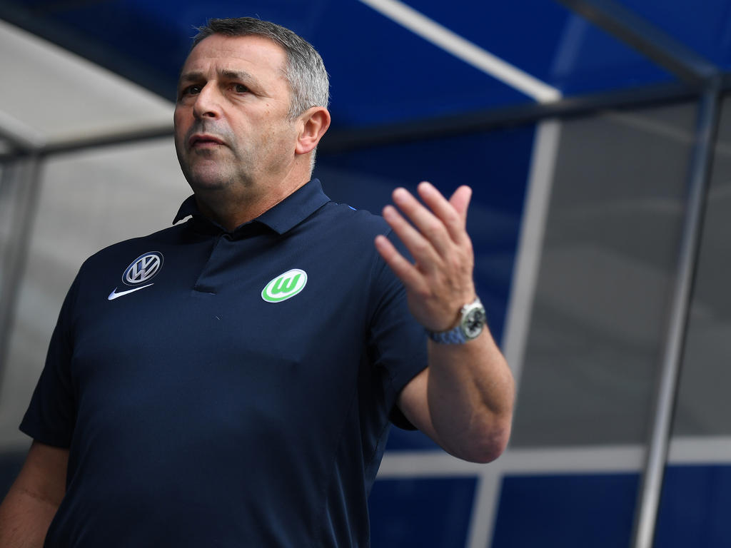 Klaus Allofs will keine Trainerdebatte aufkommen lassen Klaus Allofs will keine Trainerdebatte aufkommen lassen