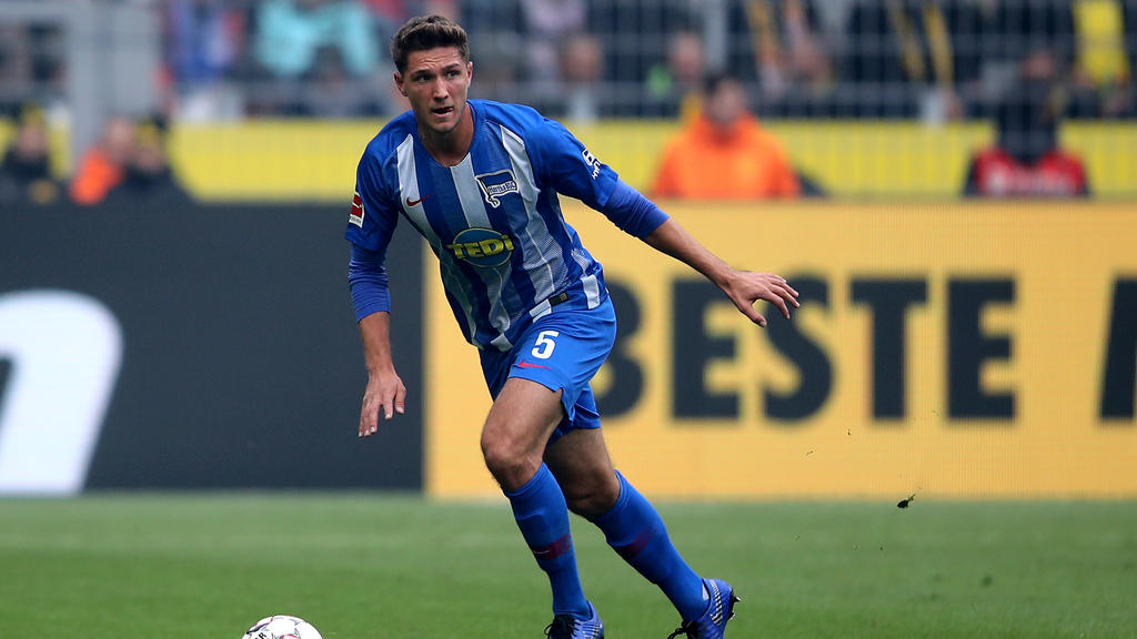 Niklas Stark war von den Gerüchten über einen Wechsel zum FC Bayern überrascht Niklas Stark war von den Gerüchten über einen Wechsel zum FC Bayern überrascht