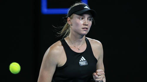 Jelena Rybakina ist bei den Australian Open weiter