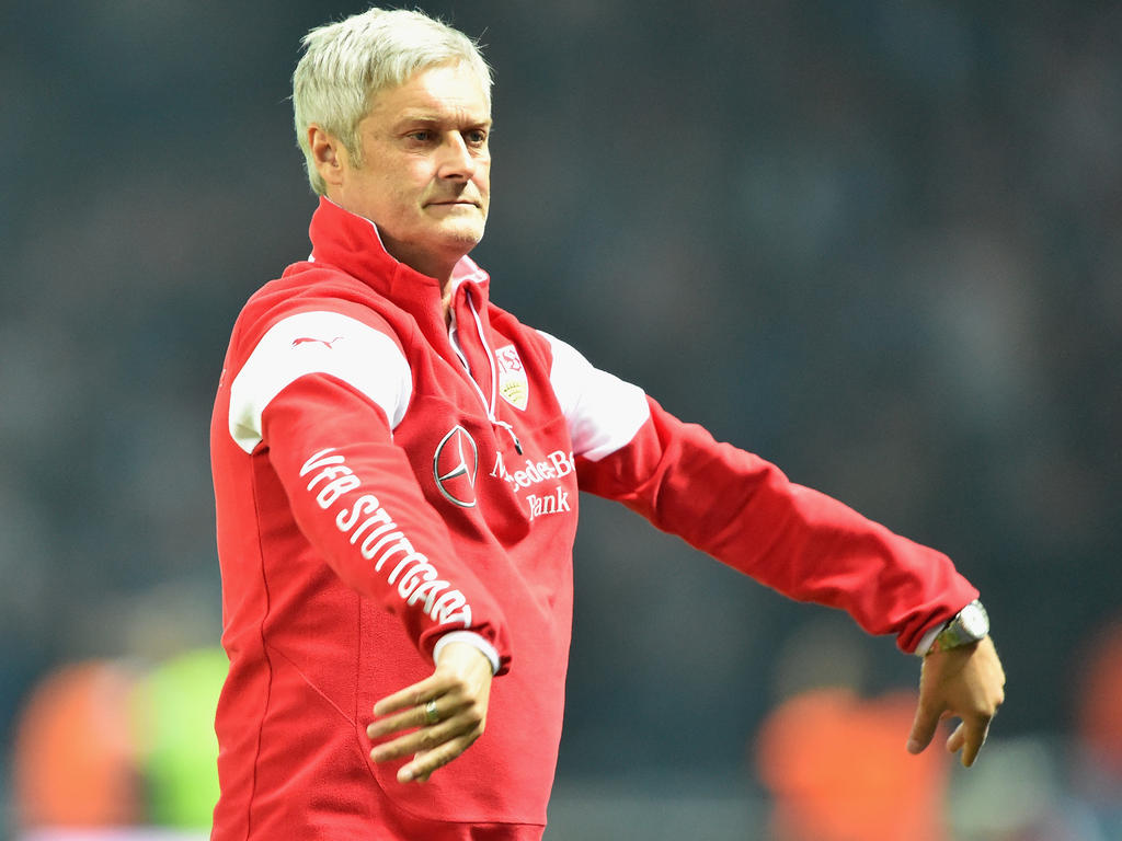 Armin Veh fordert einen Umbruch bei Nichtabstieg des VfB Armin Veh fordert einen Umbruch bei Nichtabstieg des VfB