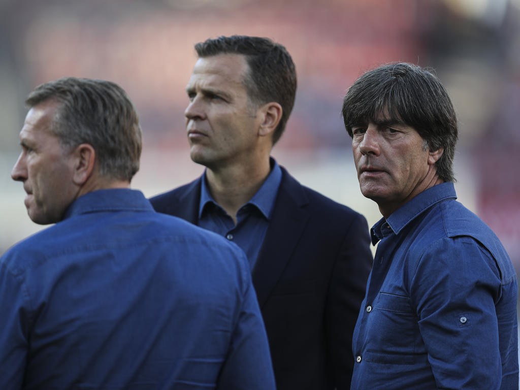 Verlängern beim DFB: Bundestrainer Joachim Löw und Manager Oliver Bierhoff Verlängern beim DFB: Bundestrainer Joachim Löw und Manager Oliver Bierhoff