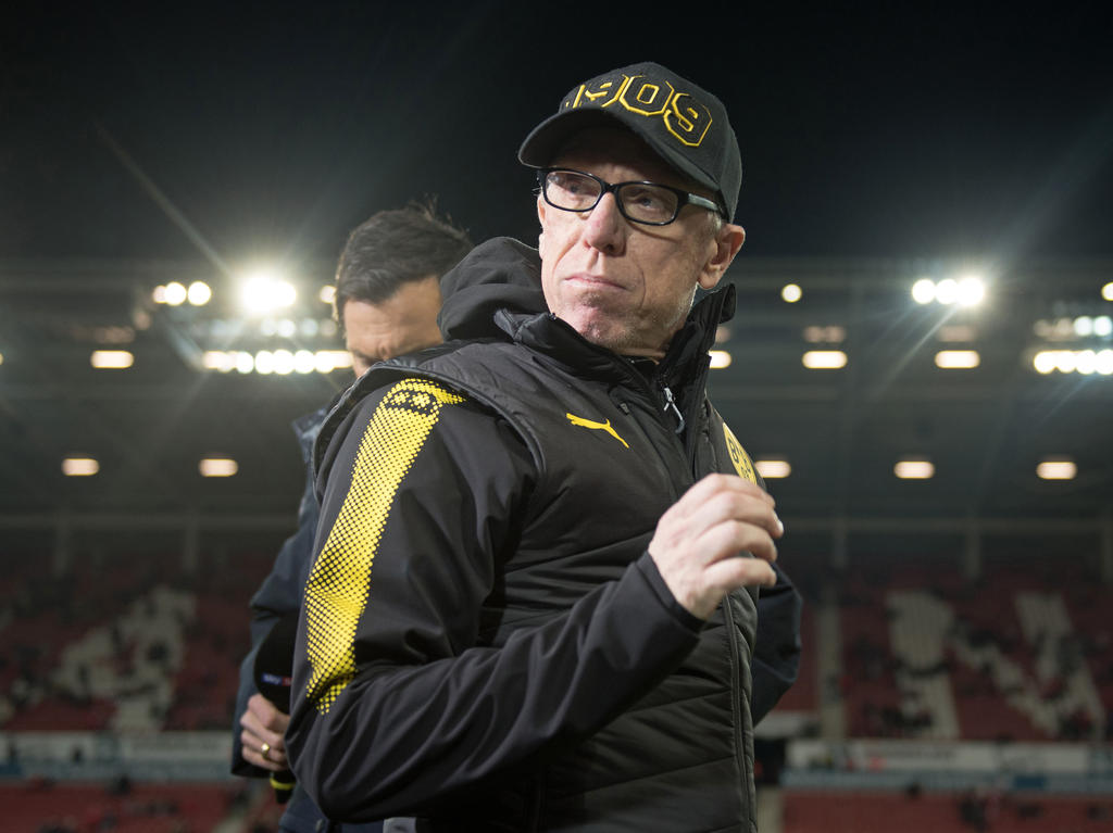 Peter Stöger darf sich über einen gelungenen Einstand bei Borussia Dortmund freuen