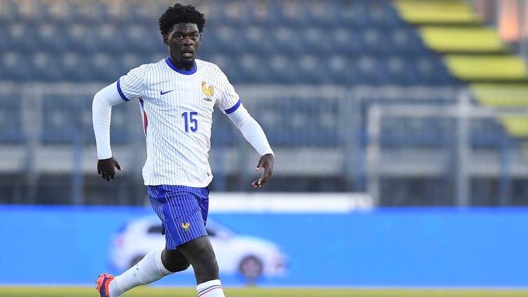 Étienne Kinkoué weckt Interesse in England und der Bundesliga