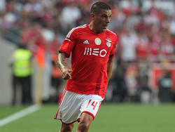El uruguayo Maxi Pereira metió dos goles en el partido. (Foto: Getty)