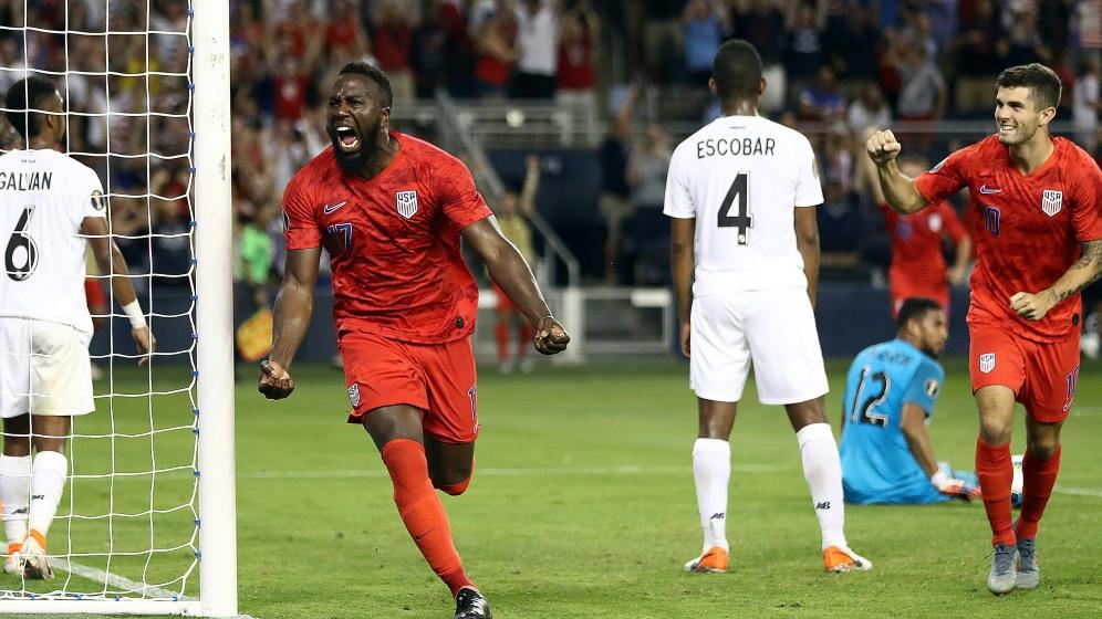 Jozy Altidore schießt das 1:0 Jozy Altidore schießt das 1:0