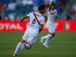 Trauco con la camiseta de la selección de Perú.