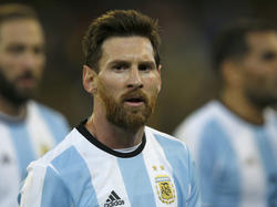 Messi ist Anführer Argentiniens, Higuaín (l.) ist aus dem Fokus verschwunden