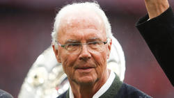 Franz Beckenbauer berichtet von einem Augeninfarkt