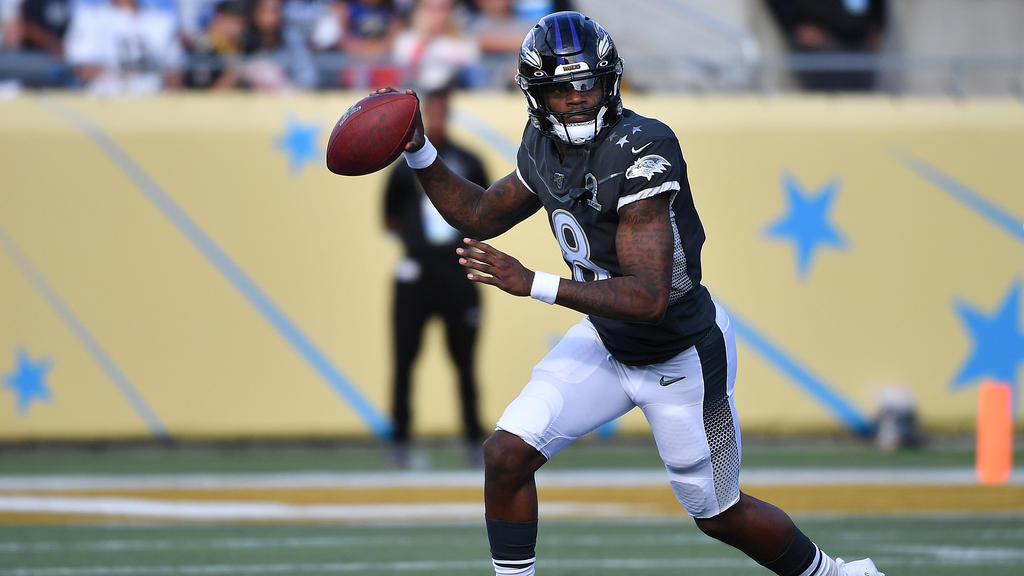 Lamar Jackson steuerte zwei Touchdown-Pässe bei Lamar Jackson steuerte zwei Touchdown-Pässe bei