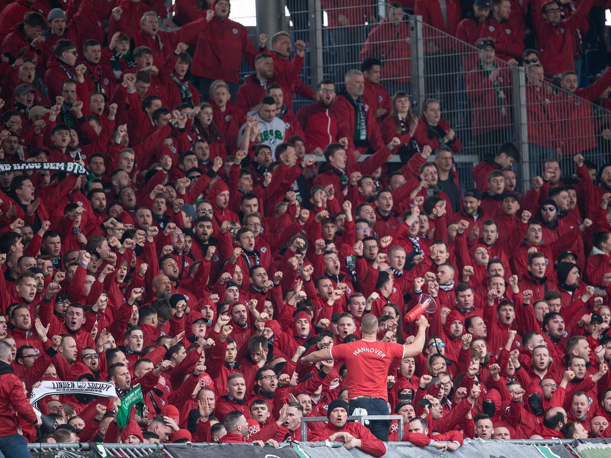 Hannover 96 musste eine Niederlage im Derby in Braunschweig hinnehmen