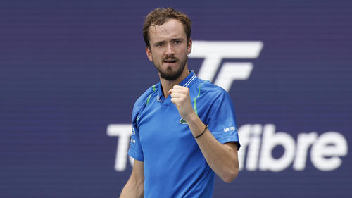 Daniil Medvedev und Co. dürfen in Wimbledon aufschlagen