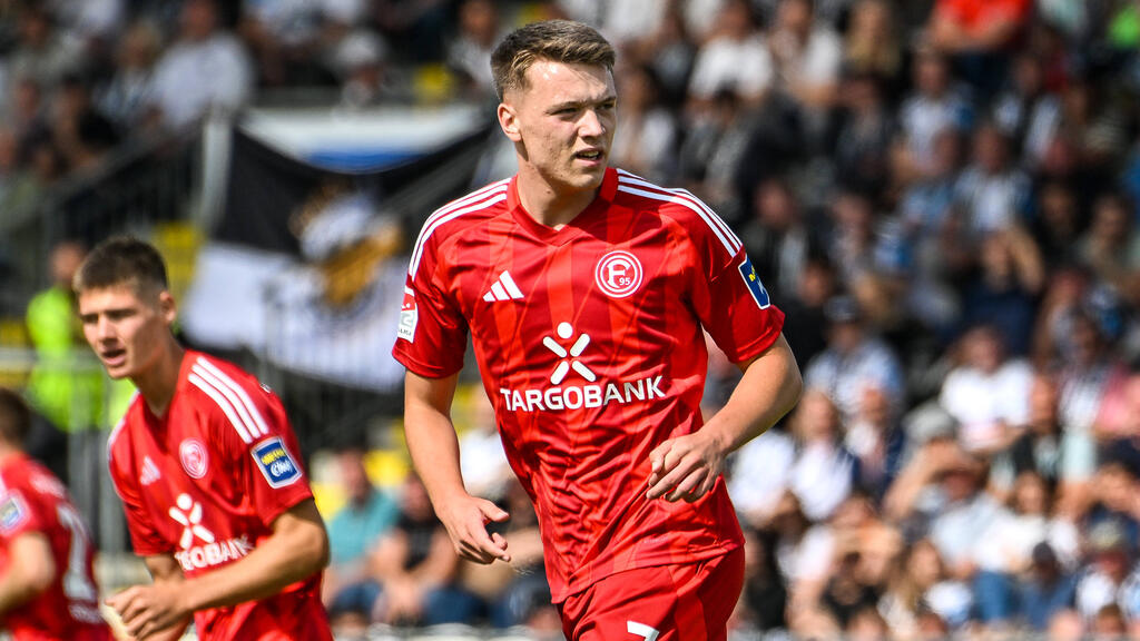 Wolfsburg-Leihgabe Dzenan Pejcinovic fehlt Fortuna Düsseldorf vorerst Wolfsburg-Leihgabe Dzenan Pejcinovic fehlt Fortuna Düsseldorf vorerst