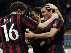 Carlos Bacca (dcha.) marcó el segundo gol del Milan ante la 'Samp'. (Foto: Imago)