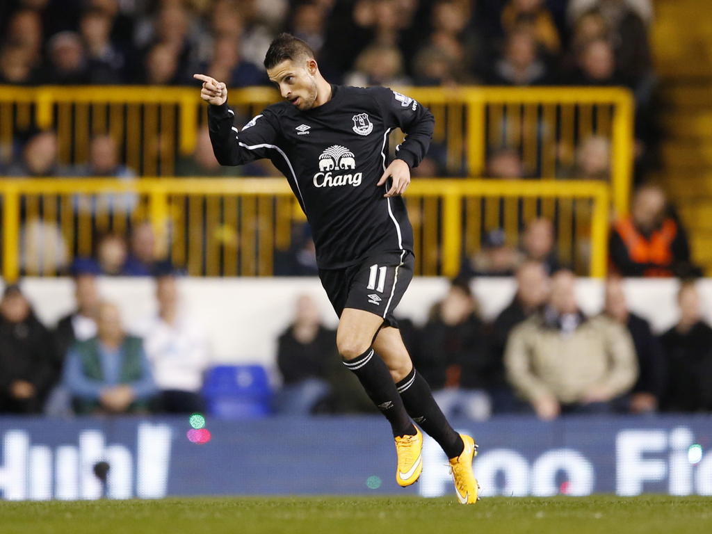 Kevin Mirallas viert zijn doelpunt tijdens Tottenham Hotspur - Everton. (30-11-2014).