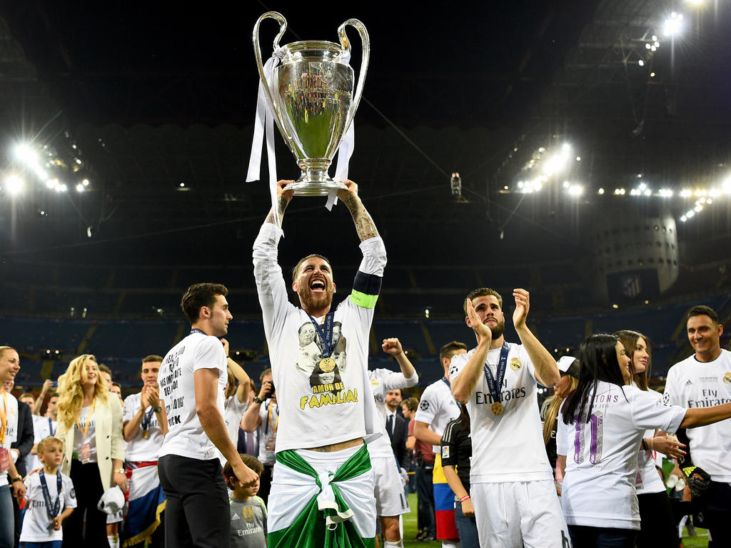 Sergio Ramos con la Champions la temporada pasada. (Foto: Getty)