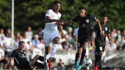 Sébastien Haller steht bei Eintracht Frankfurt noch bis 2021 unter Vertrag