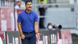 Dimitros Grammozis und der FC Schalke haben einen Fehlstart in die neue Saison hingelegt