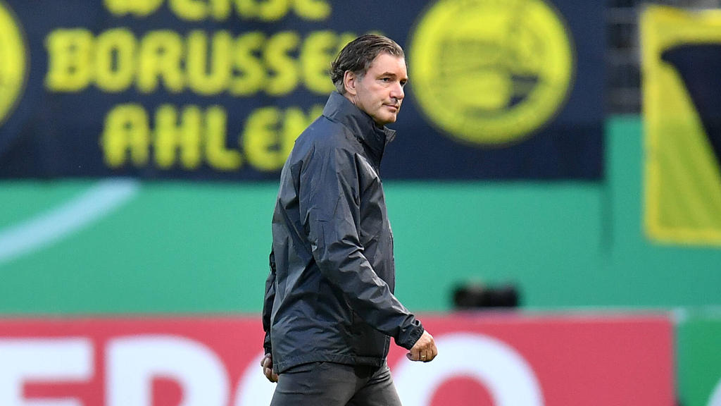 BVB-Sportdirektor Michael Zorc könnte Probleme wegen des Transfers von Guille Bueno bekommen
