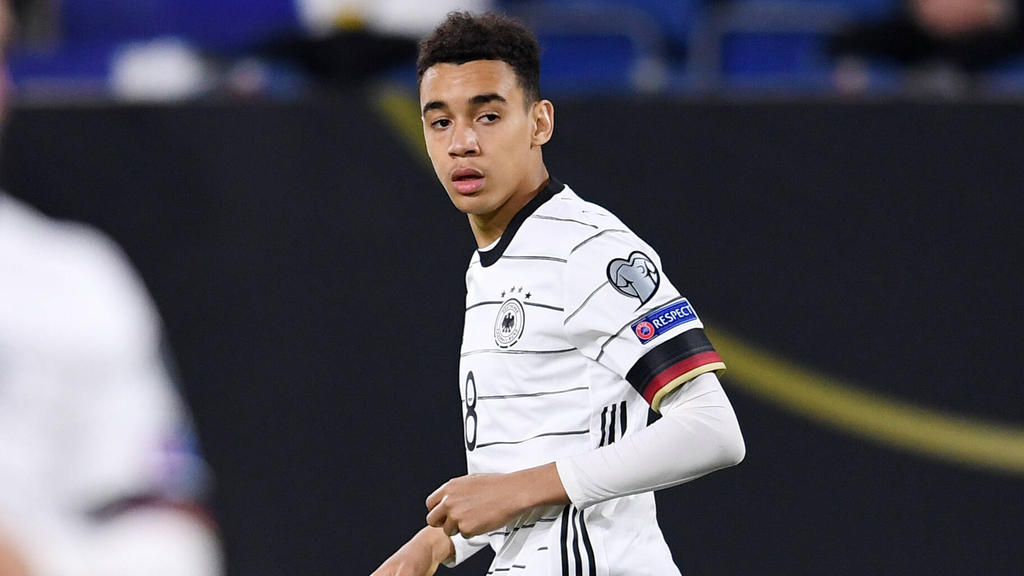 Jamal Musiala plagen Probleme an der Hüfte Jamal Musiala plagen Probleme an der Hüfte
