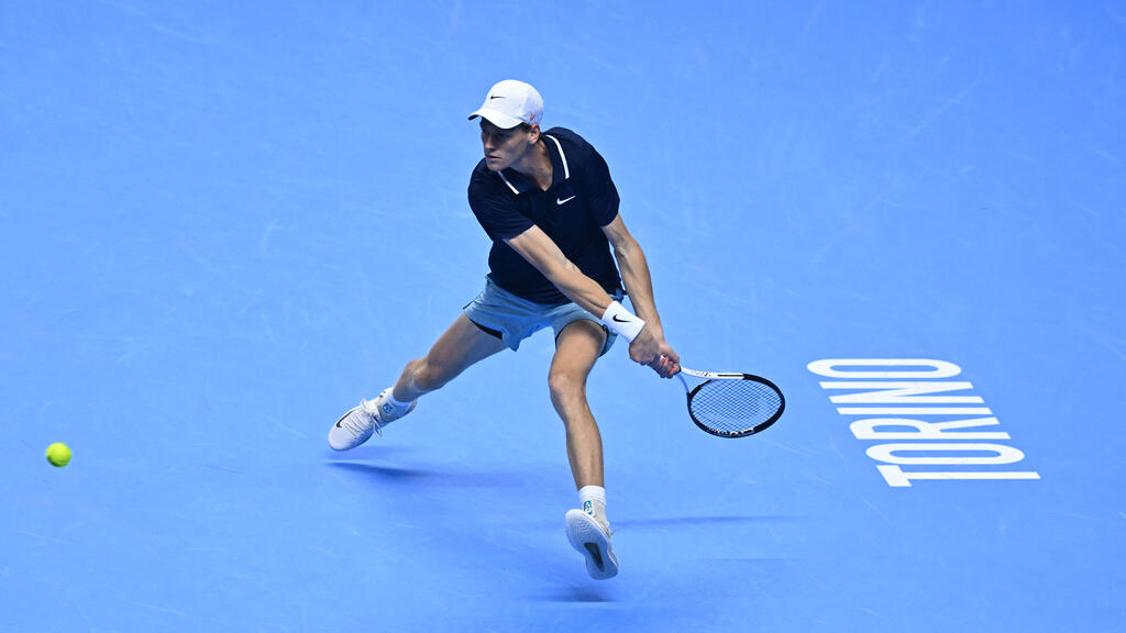 sinner-kr-nt-sein-fabelhaftes-tennisjahr