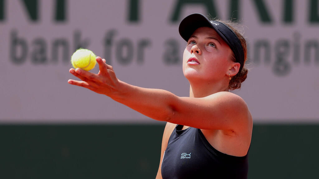 DTB-Talent-Bennemann-berrascht-in-Darmstadt