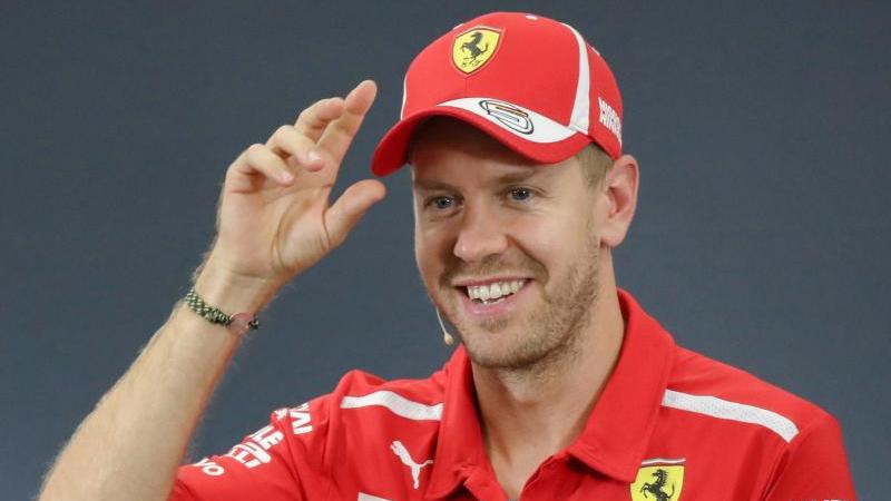 Drückt der Frankfurter Eintracht in der Europa League die Daumen: Sebastian Vettel Drückt der Frankfurter Eintracht in der Europa League die Daumen: Sebastian Vettel