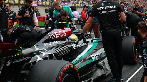 Mercedes-Pilot Lewis Hamilton überquerte die Ziellinie im Formel-1-Sprint als Zweiter