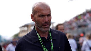Steht Zinedine Zidane beim FC Bayern auf dem Zettel?