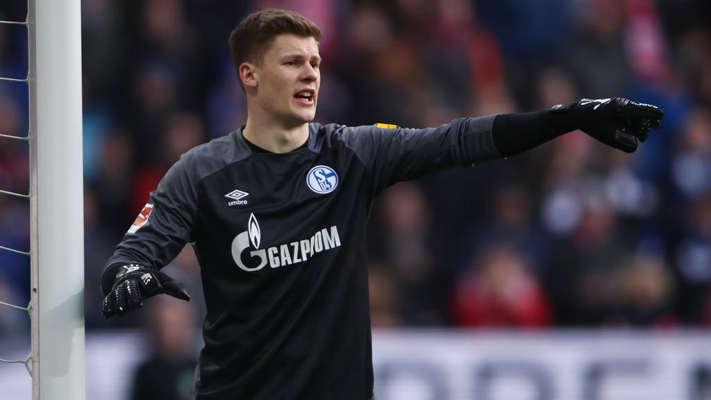 Oliver Kahn rät Alexander Nübel zu einem Verbleib auf Schalke Oliver Kahn rät Alexander Nübel zu einem Verbleib auf Schalke