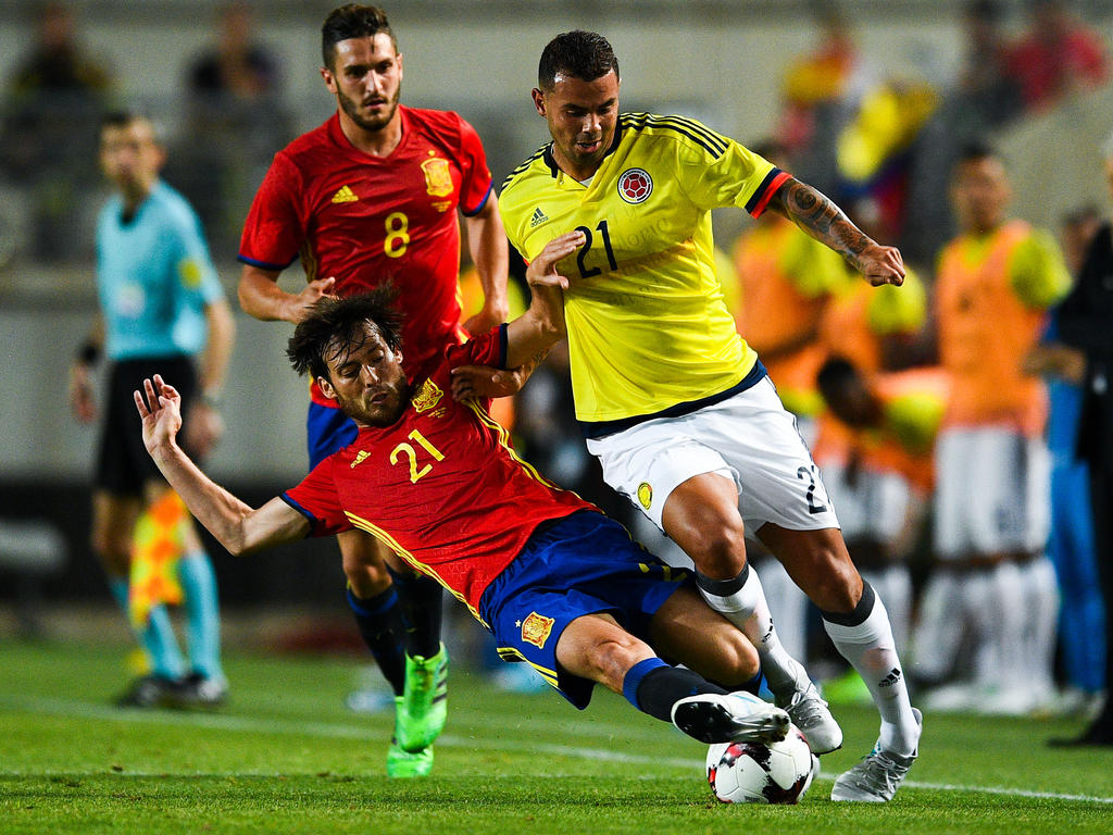 Spanien rettet sich zu einem 2:2-Unentschieden gegen Kolumbien