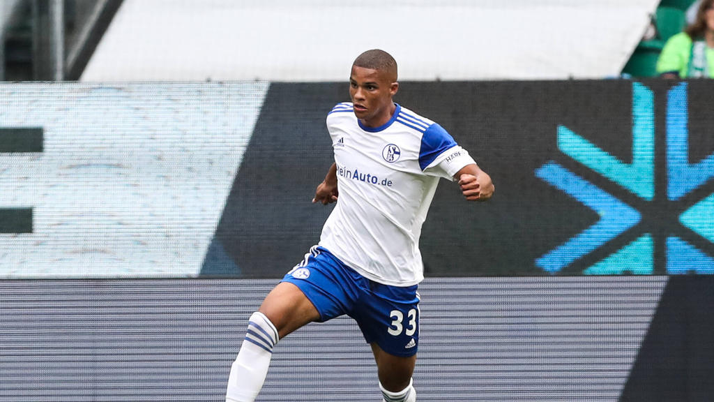 Malick Thiaw vor dem Abgang beim FC Schalke 04 Malick Thiaw vor dem Abgang beim FC Schalke 04