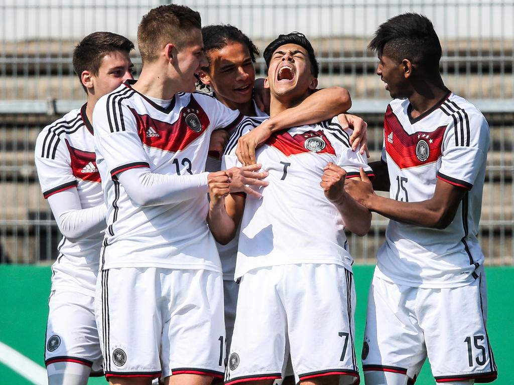 Die deutsche U19 darf in letzter Minute jubeln